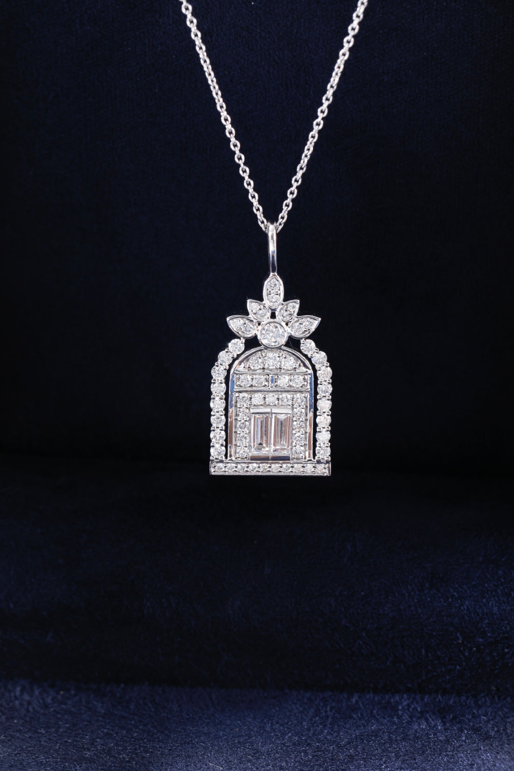 CF26-N002 | Baguette Diamond Pendant | Floral Arch Halo Design