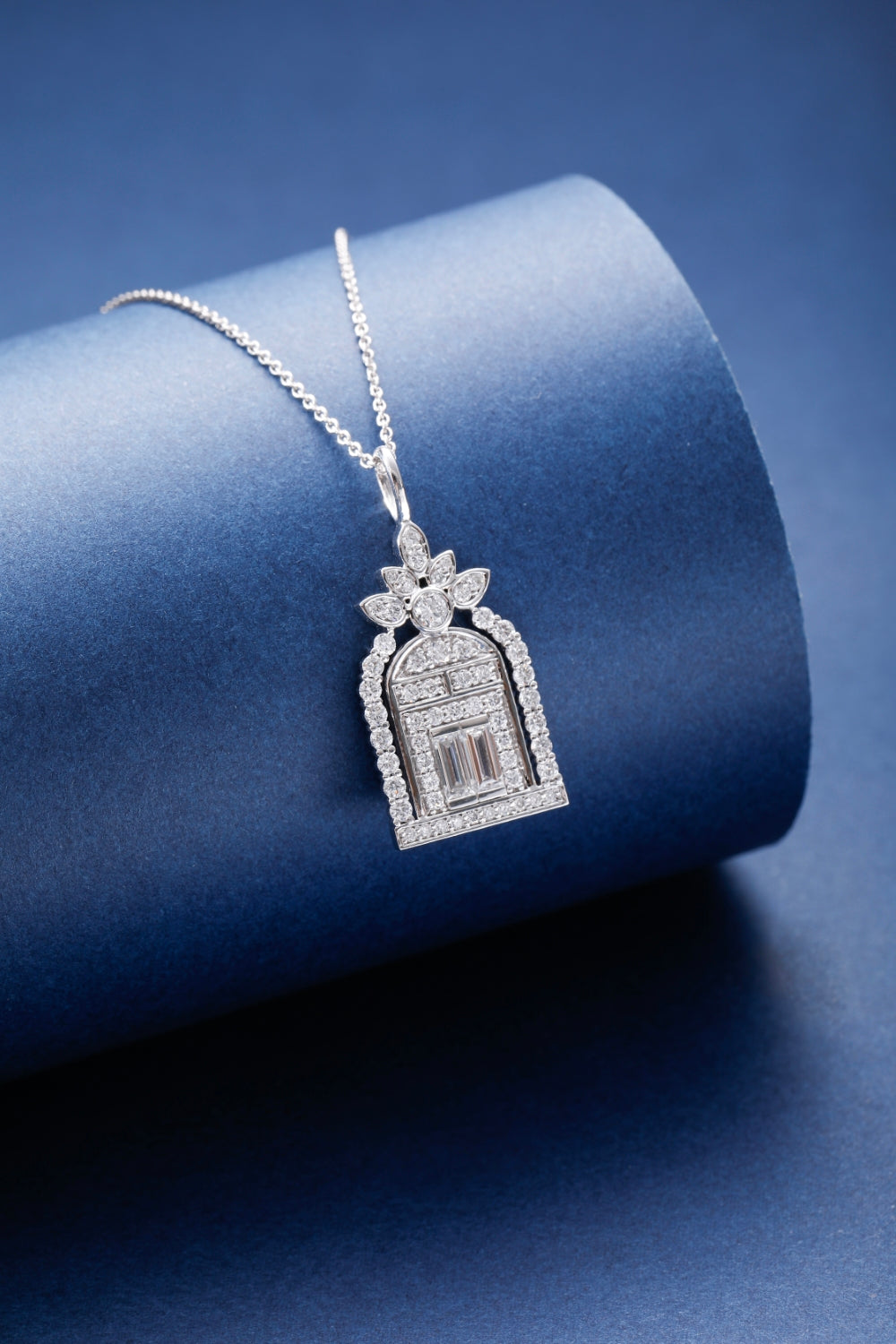 CF26-N002 | Baguette Diamond Pendant | Floral Arch Halo Design