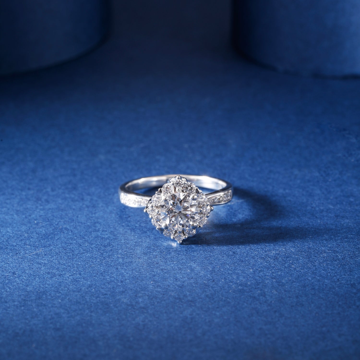 CF26-R008 | Round Brilliant Halo Ring | Scalloped Pavé Band & Floral Frame