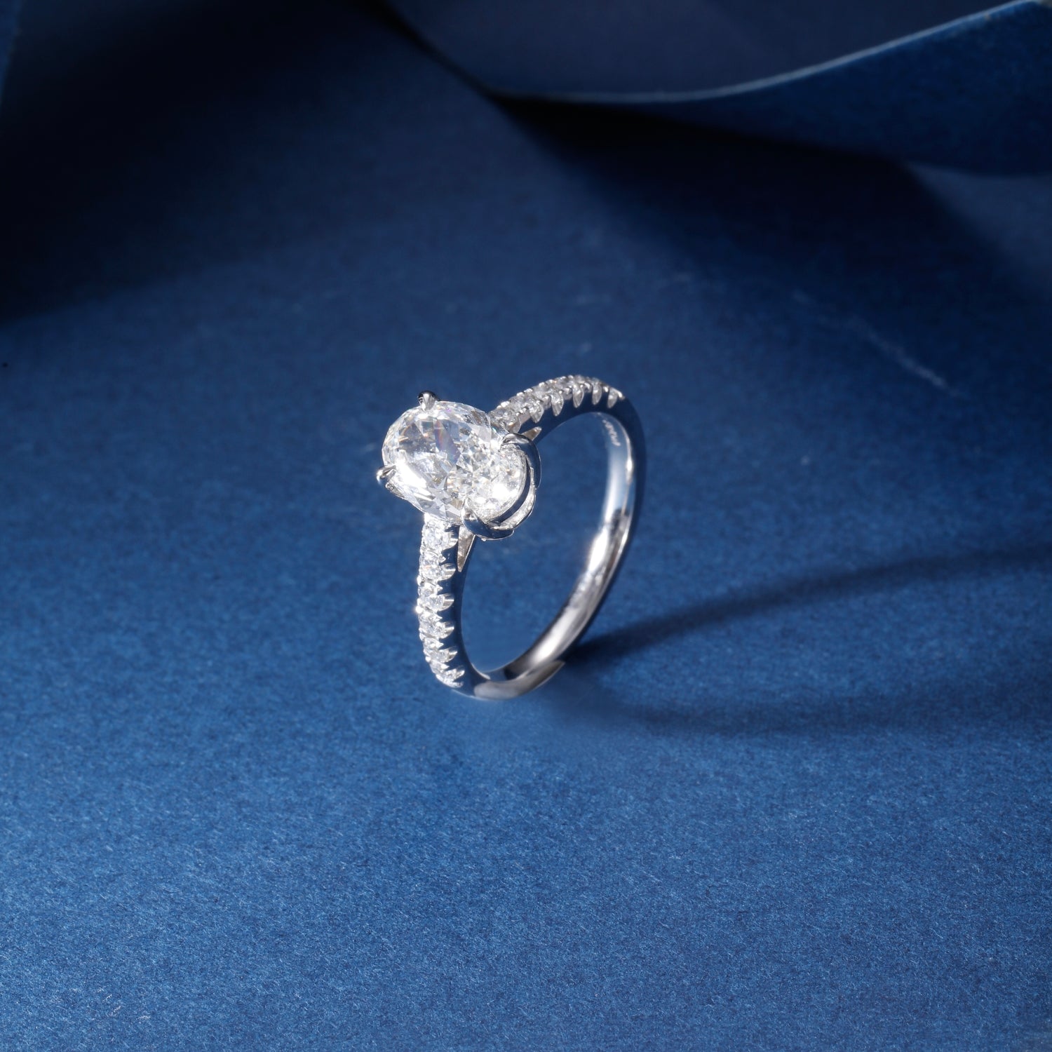 CF26-R009 | Pear-Shaped Diamond Ring | Pavé Split Shank & Vine Accent Setting